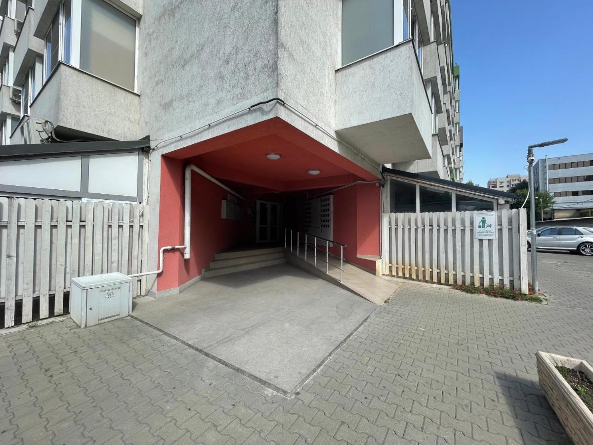 Feels Like Home Apartment M S Apartments Bukarest Exteriör bild