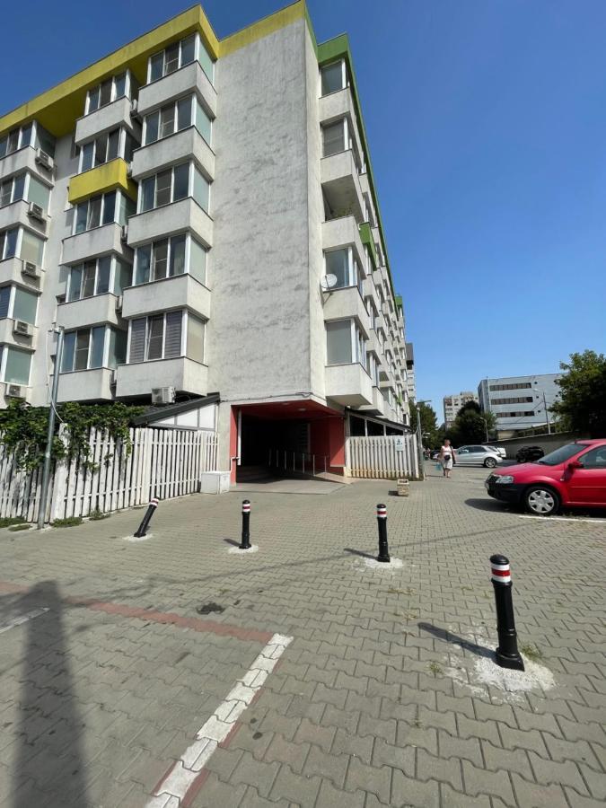 Feels Like Home Apartment M S Apartments Bukarest Exteriör bild